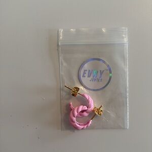 Evry Jewels pink earrings